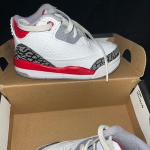 Toddler Jordan 3 red